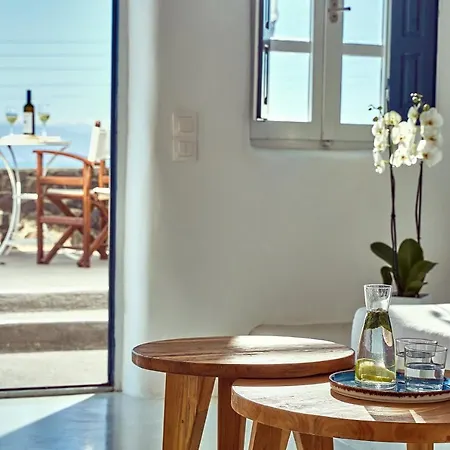 Hotel Memories Foinikia (Santorini)