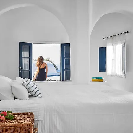 Memories 3* Foinikia (Santorini)